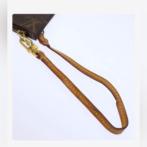 Louis  Vuitton Pochette- very good condition. Authentic guaranteed - Picture 9 of 12